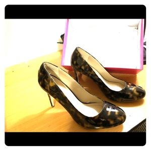 Women size 11 leopard print heels